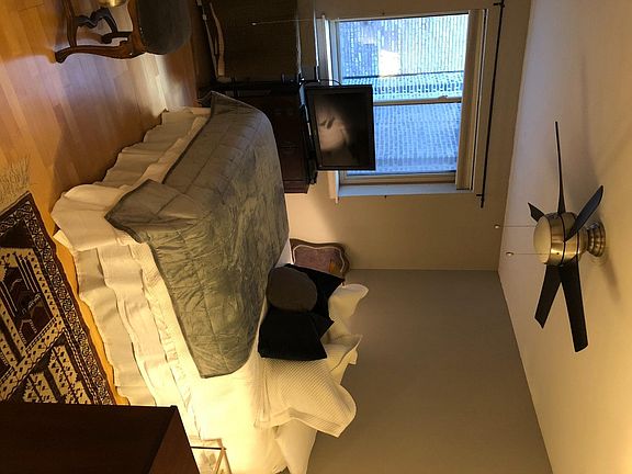 4th image of 2629 N Hampden Ct