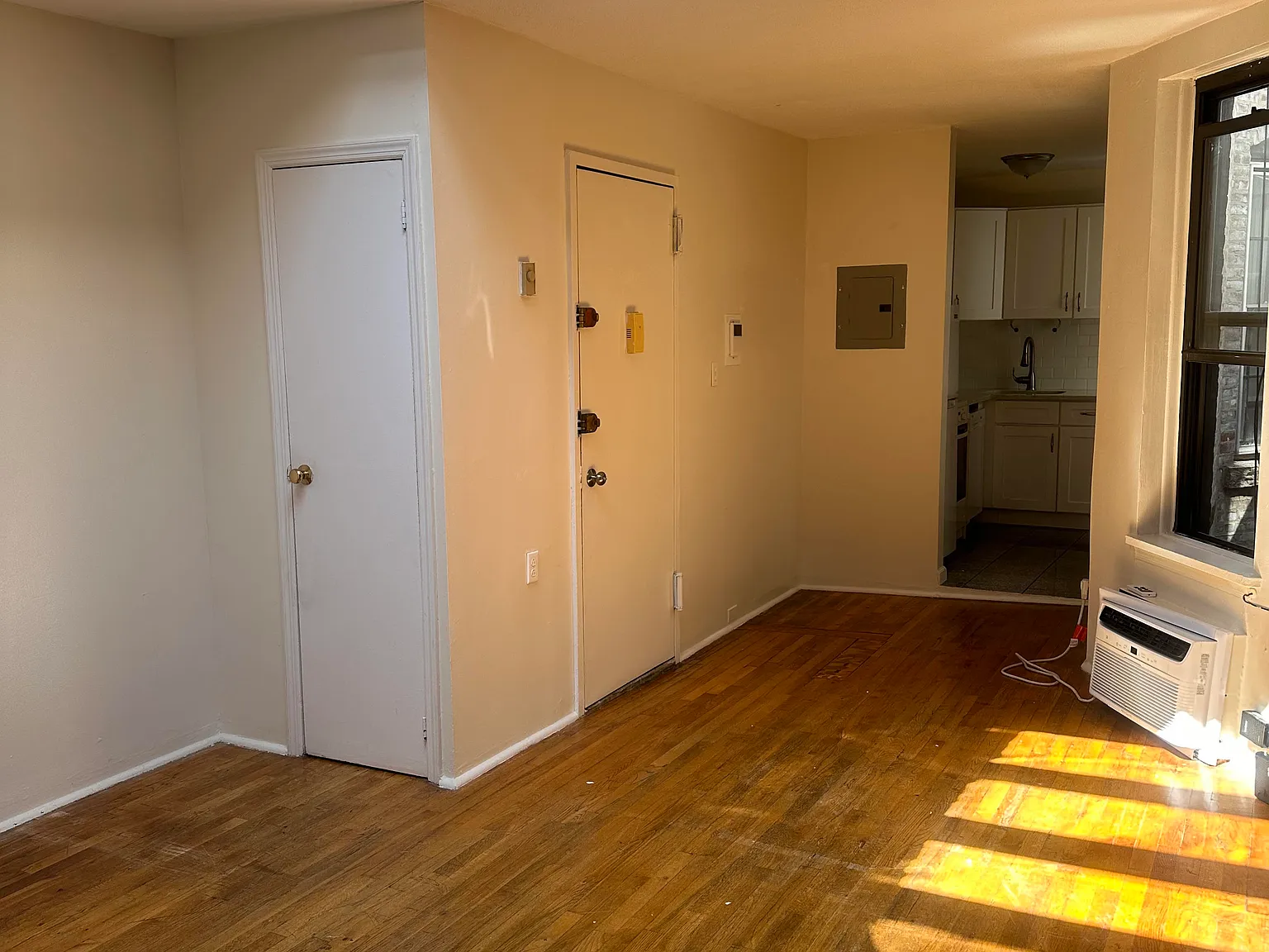 520 East 88th Street — Photo 2