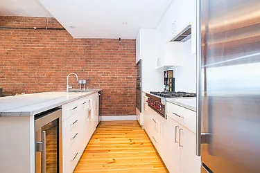 Rented by Martini Real Estate