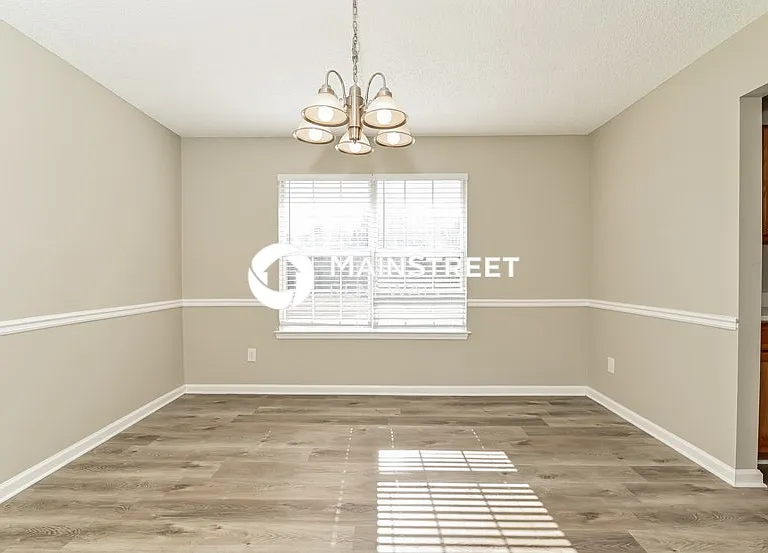 345 Kaleb Ct — Photo 6