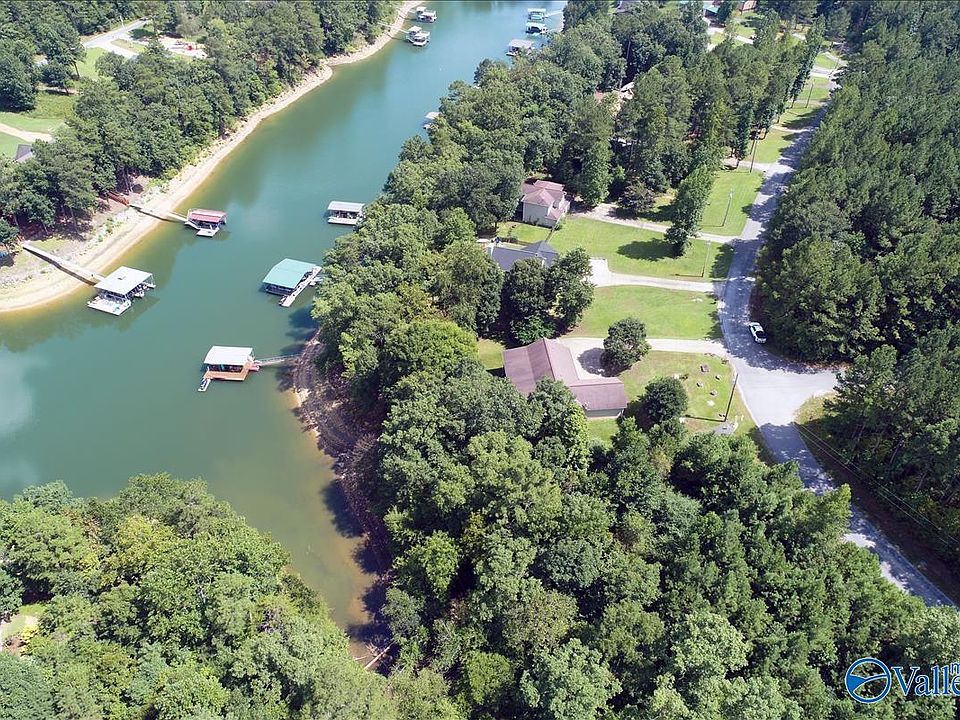 1st image of 12 Valley Estates Dr