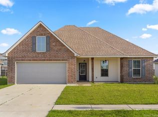 1739 Park Place Dr, Lake Charles, LA 70607
