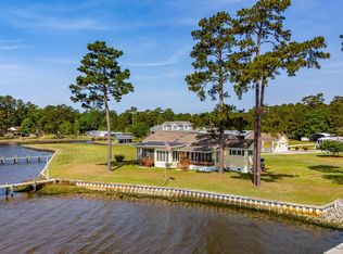 225 Tempe Gut Rd, Bayboro, NC 28515