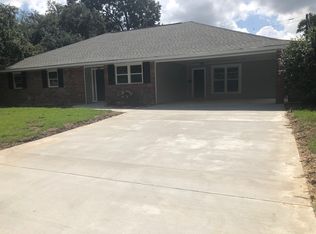 616 College Hill Dr, Baton Rouge, LA 70808