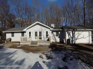 417 Mountain Rd, Albrightsville, PA 18210