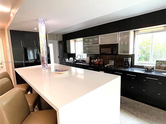 4th image of 10170 Collins Ave APT 1
