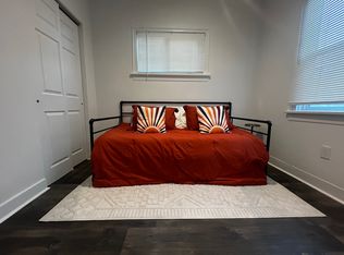 2215 W Broadway Ave APT 1, Spokane, WA 99201
