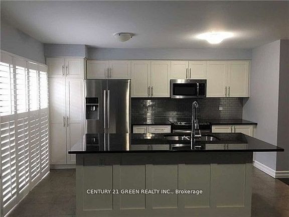 2nd image of 1048 Haxton Hts