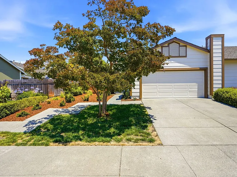 1775 Northstar Dr — Photo 29