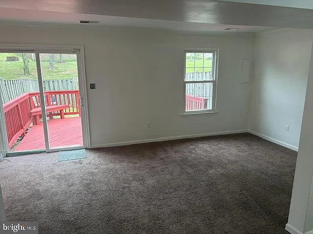 3 bed, 2.0 bath, 1312 sqft, $2,295 — Photo 4