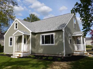 390 Saratoga Rd, Glenville, NY 12302