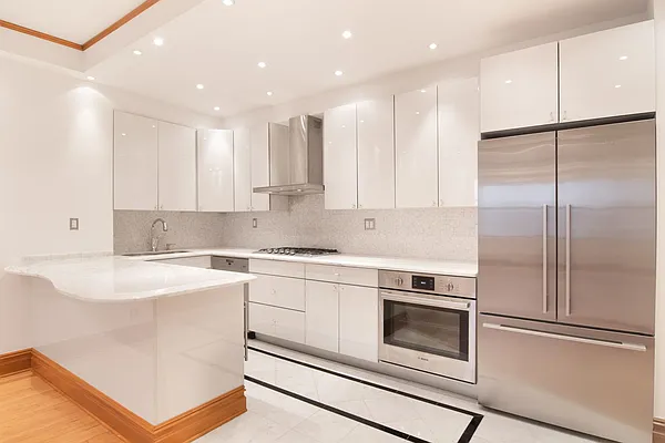 Rented by WAM Partners - William Moses Co. | media 42