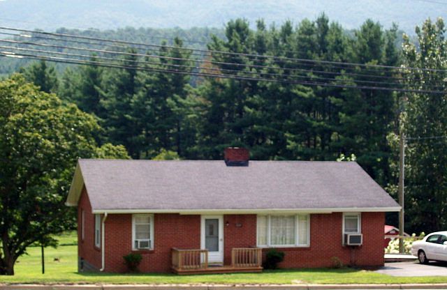 1st image of 1334 Us Highway 221 N