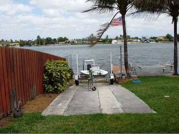 4th image of 10975 Westwood Lake Dr