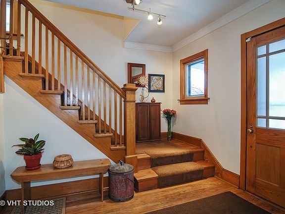 2nd image of 639 N Taylor Ave