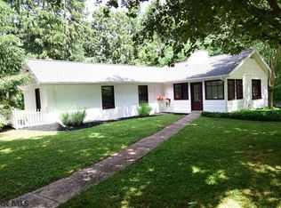 1709 E Branch Rd, State College, PA 16801