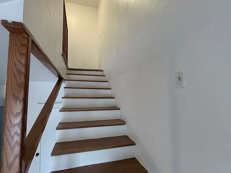 443 Kalaimoku St — Photo 7