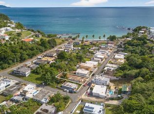 Commons Hucares #119, Naguabo, PR 00718