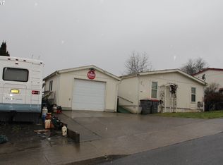 385 E 2nd St, Yamhill, OR