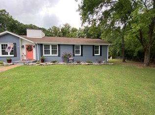 2439 Bellevue Manor Dr, Nashville, TN 37221