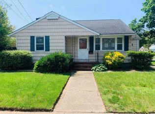 1744 Jerusalem Ave #A, Merrick, NY 11566