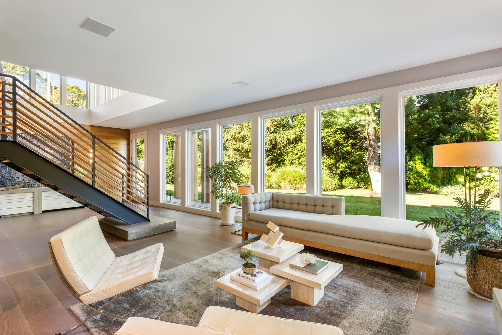  Living Room w/ Floor to Ceiling Windows