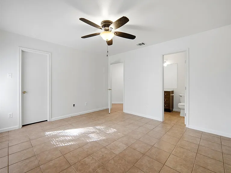 2304 Smith Branch Blvd #B — Photo 15