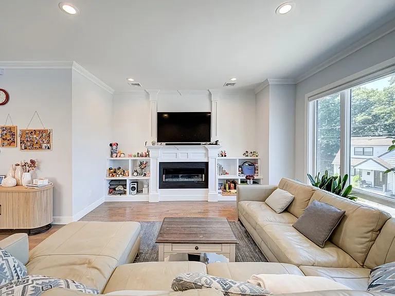 403A Northwood Way #A — Photo 3