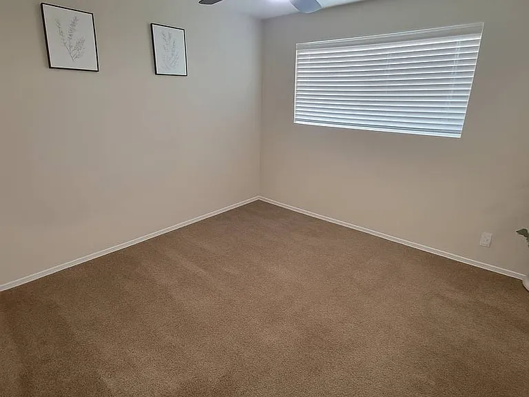 2846 Seville Ln — Photo 8