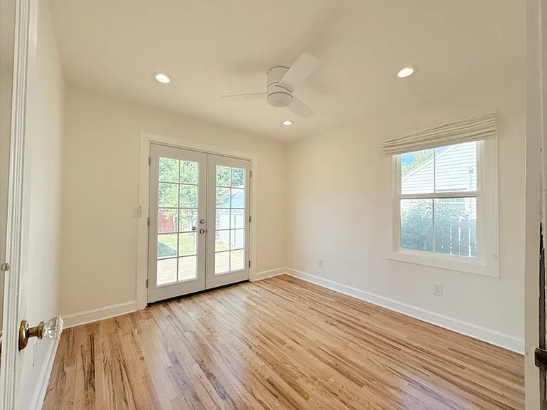 262 E Browning Ave — Photo 14