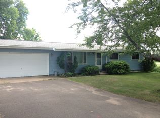 22 Ridgeway Dr, Shell Lake, WI 54871