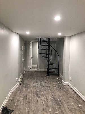 4th image of 310 E 89th St #W