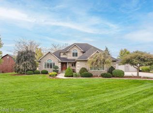 7180 Baker Rd, Frankenmuth, MI 48734