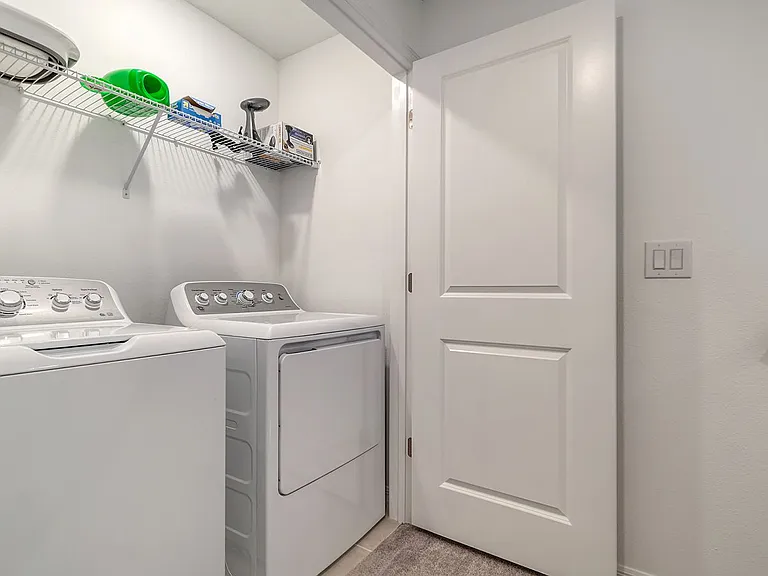 9068 Driven Snow St — Photo 26