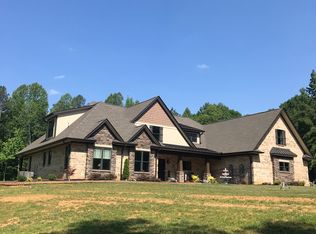 1700 Trotter Cir, Mount Pleasant, NC 28124