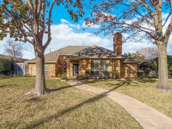1941 Shadow Trl, Plano, TX 75075