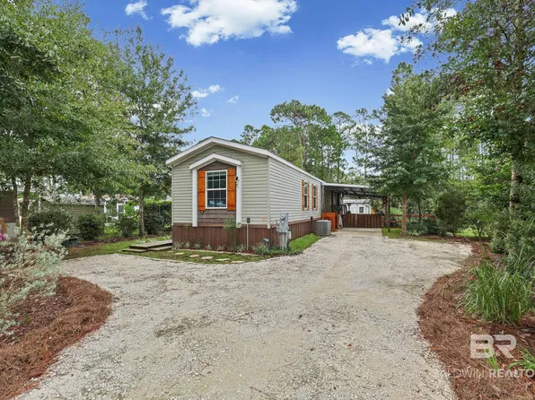 1124 Santa Anna Ln, Lillian, AL 36549