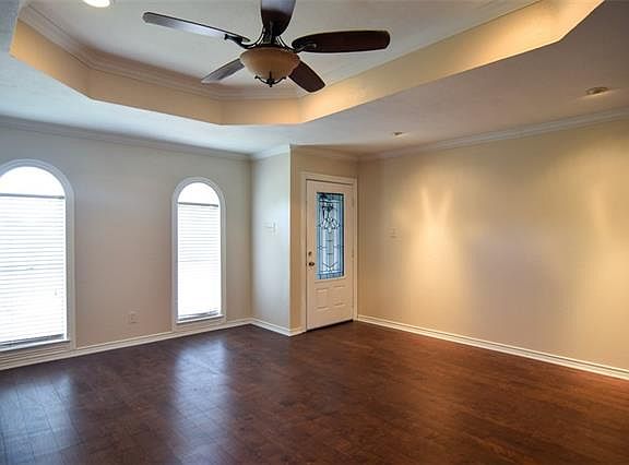 4th image of 2932 Lockwood Dr