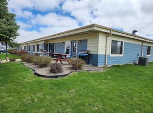 301 1st Ave E #204, Cresco, IA 52136
