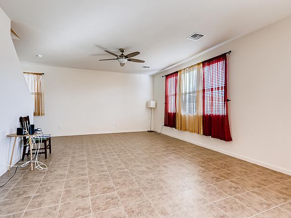 5th image of 10133 W Southgate Ave