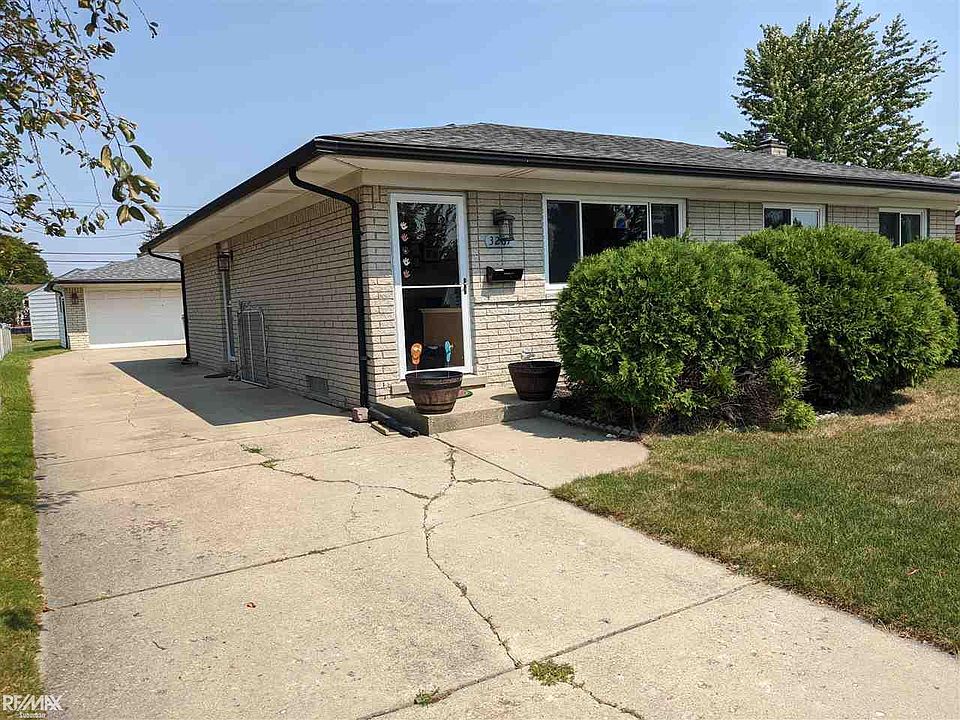 1st image of 3267 Dawson Dr