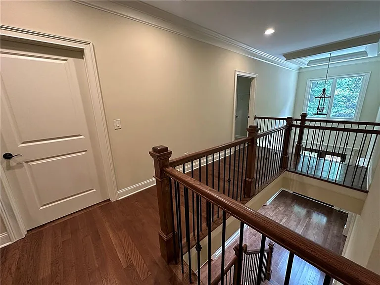 510 Lake Medlock Dr — Photo 50