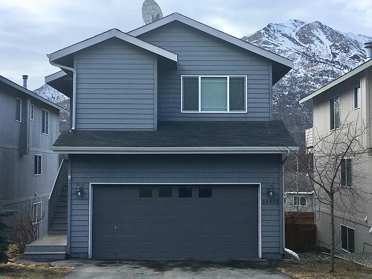 20598 Mountainside Dr — Photo 3