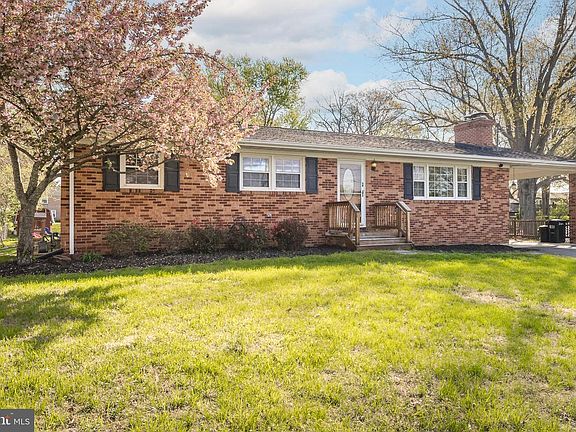 3rd image of 7707 Huron Dr