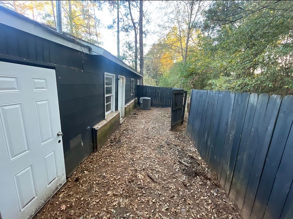 2nd image of 1517 Buford Ave