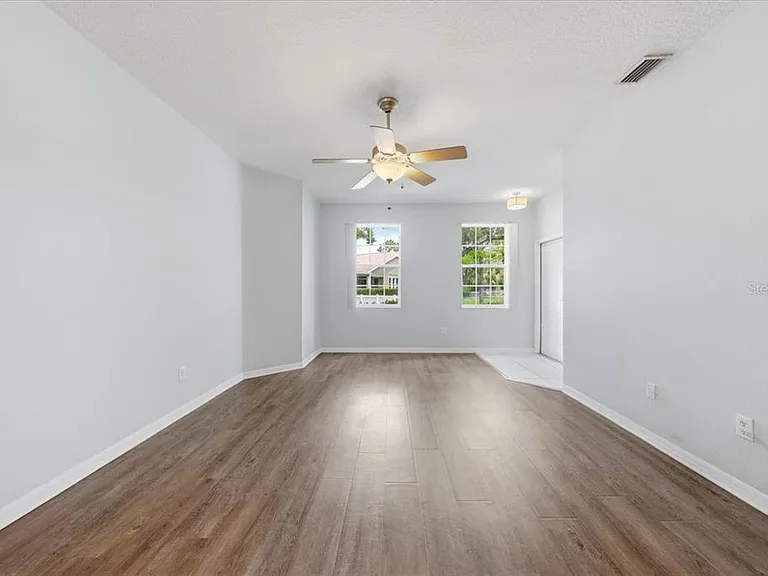 9508 W Park Village Dr #107 — Photo 8