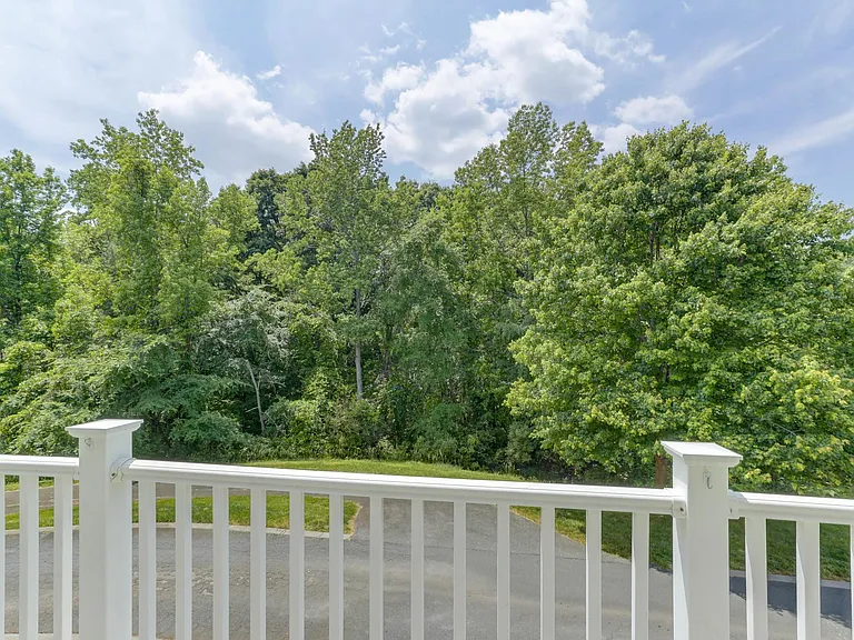 1132 Drayton Ct — Photo 24