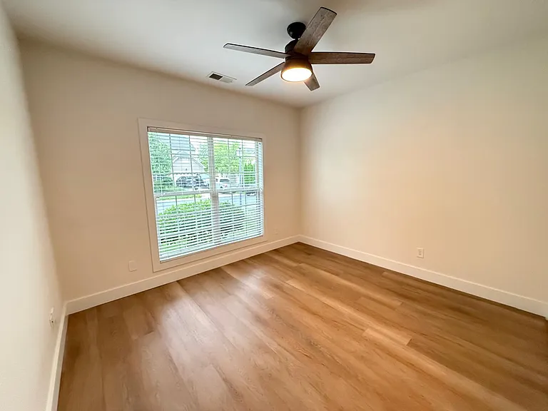5707 Verducci Ln — Photo 13
