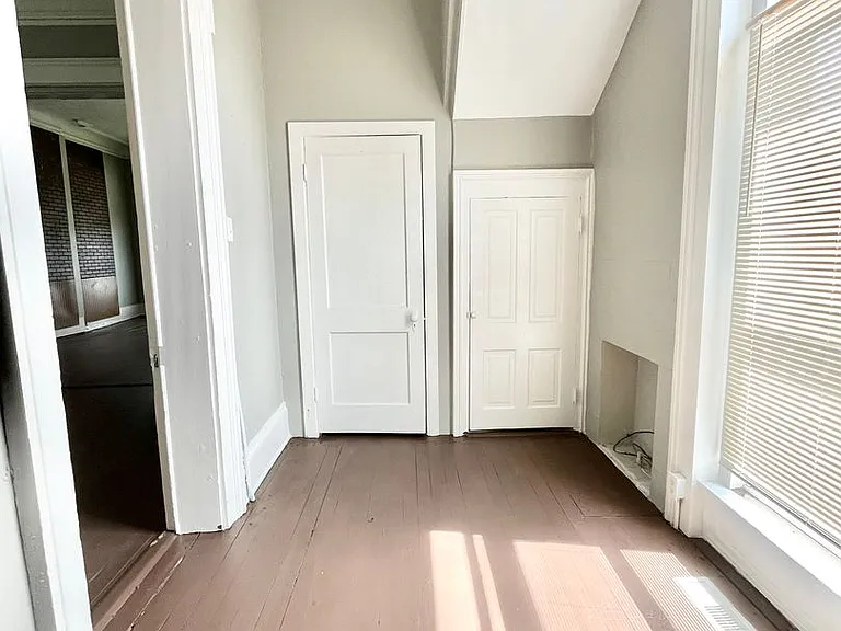 2130 Portland Ave — Photo 8