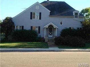 648 E State St, Union, MO 63084